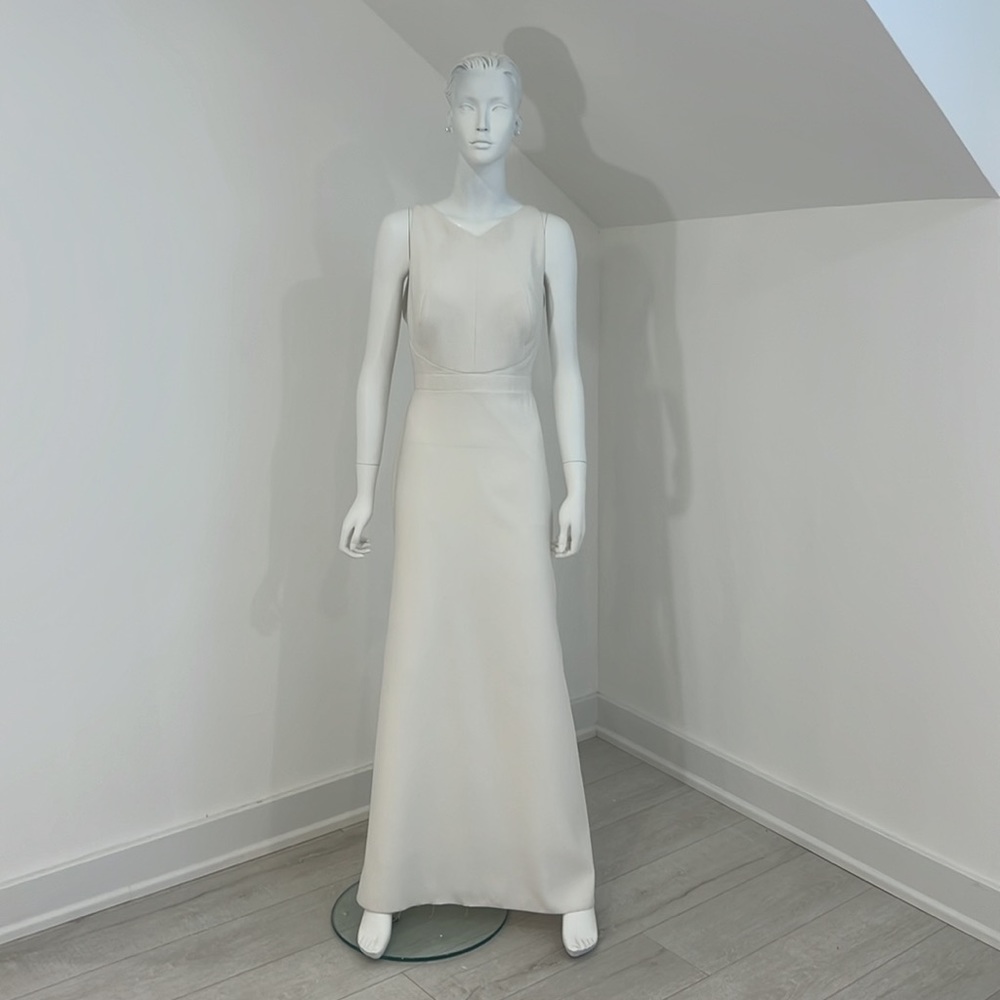 NWT SAMPLE DESSY 6740 bride bridesmaid size 10 IVORY.  Crepe